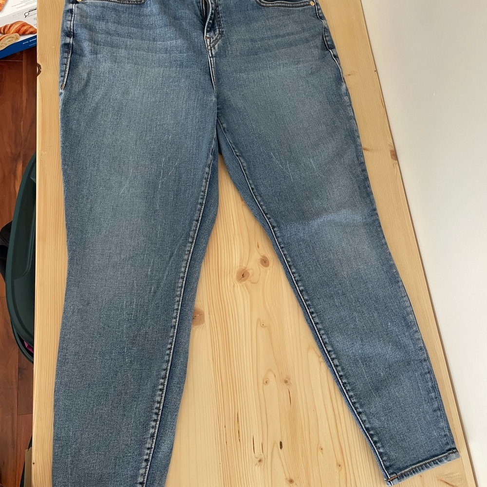 True Religion Women's Skinny Jeans in Medium Blue Wash - Picture 1 of 7